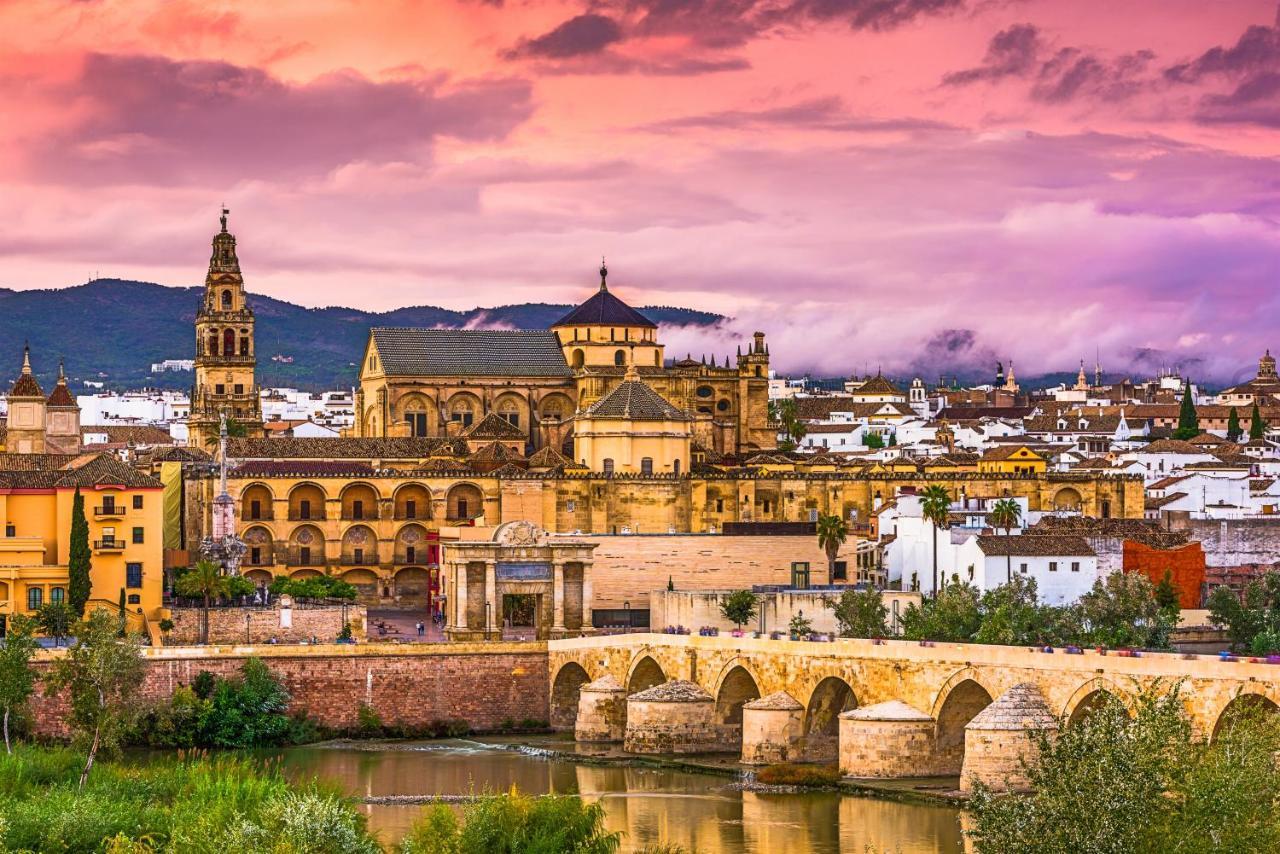 Riad Mezquita De コルドバ エクステリア 写真