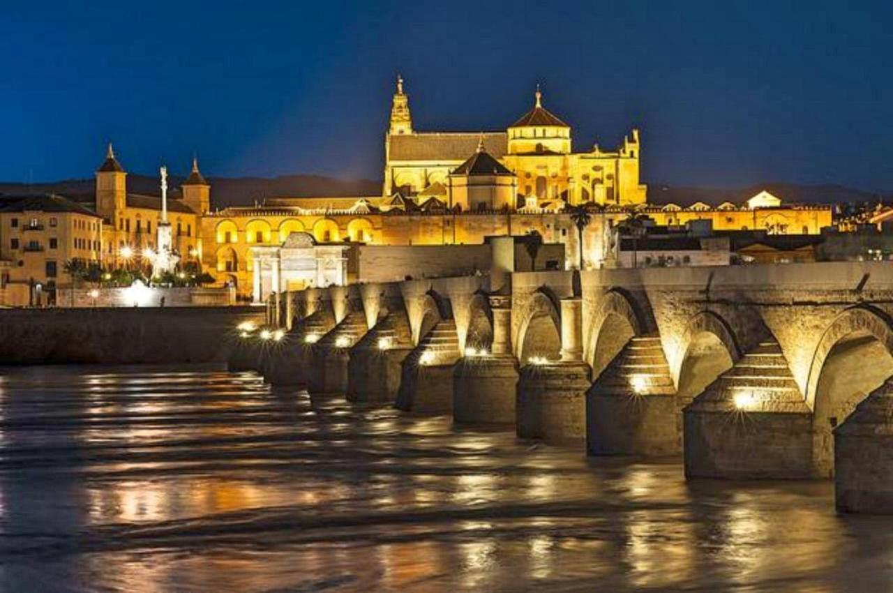 Riad Mezquita De コルドバ エクステリア 写真